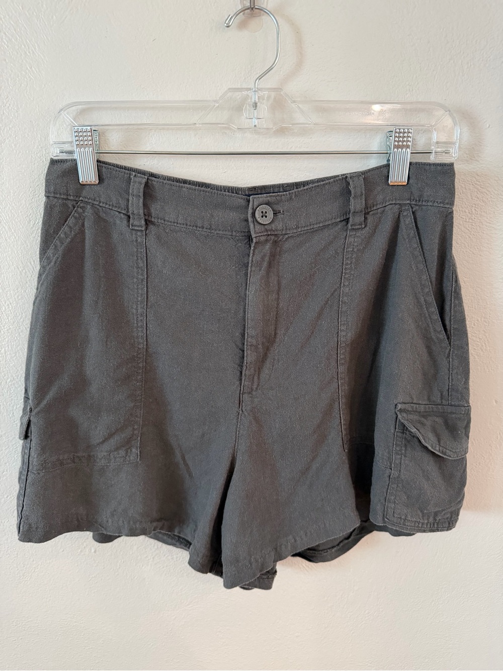 Hollister Ultra High-Rise Soft Cargo Shorts | Linen Blend | Charcoal Gray | M